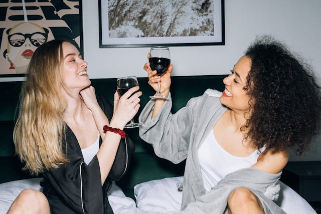 7 Pajama Trends for Women In Canada 2025